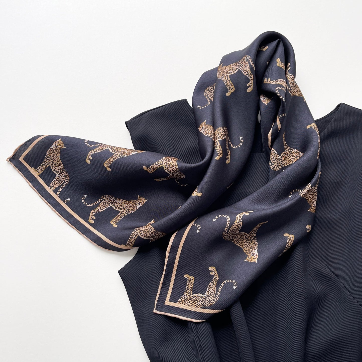 Leopard Chic Silk Scarf, Unisex 65cm Hand-Rolled Bandana Scarf