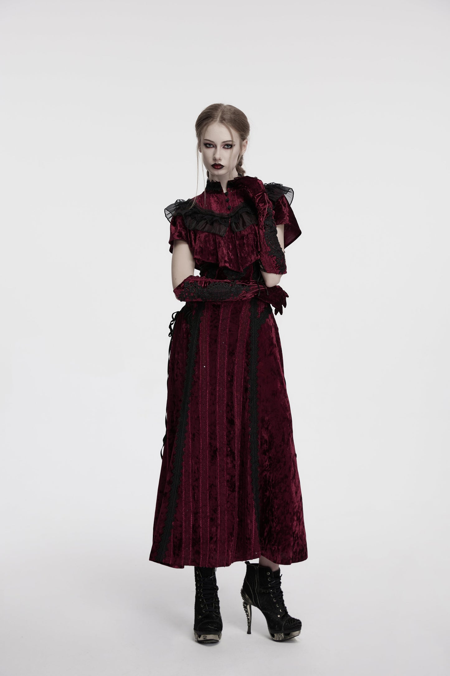 Punk Rave Selene Embroidered Velvet Gloves in Crimson