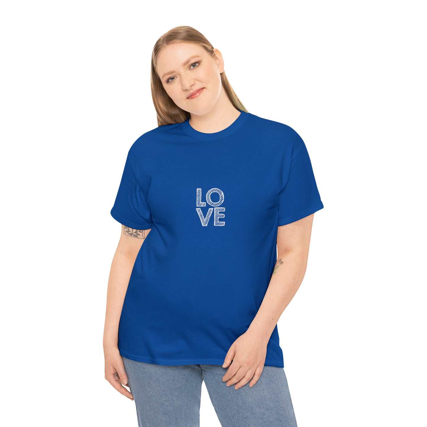 LO VE Love Design T-Shirt