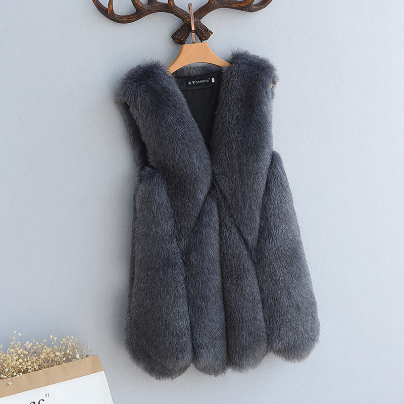 Women's Exaggerated Shoulder Faux Fox Fur Gilet