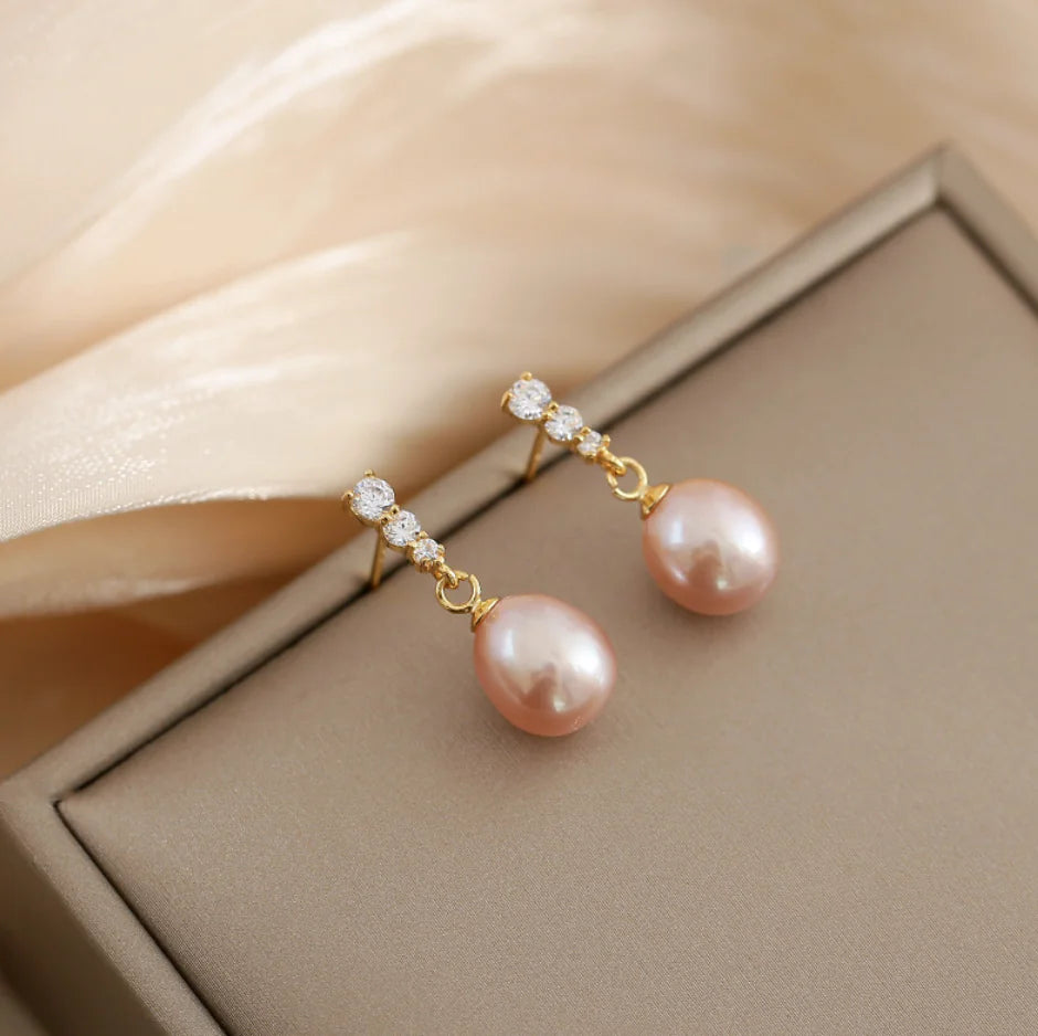 French-Style Pearl Droplet Fashion Earrings
