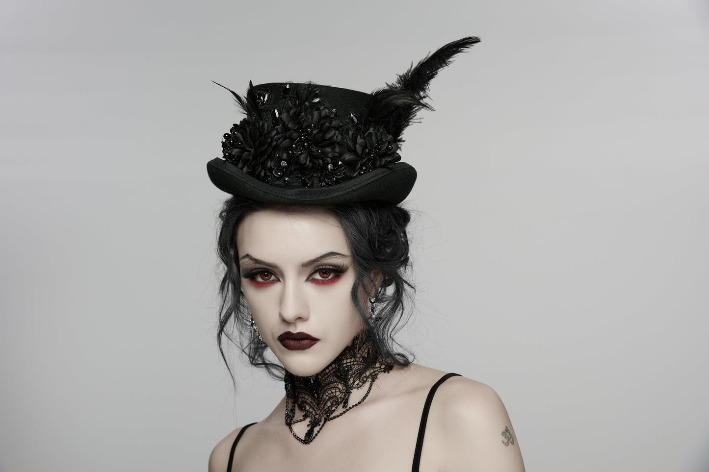 Punk Rave Goth Feather Formal Hat, Gothic Retro-Style