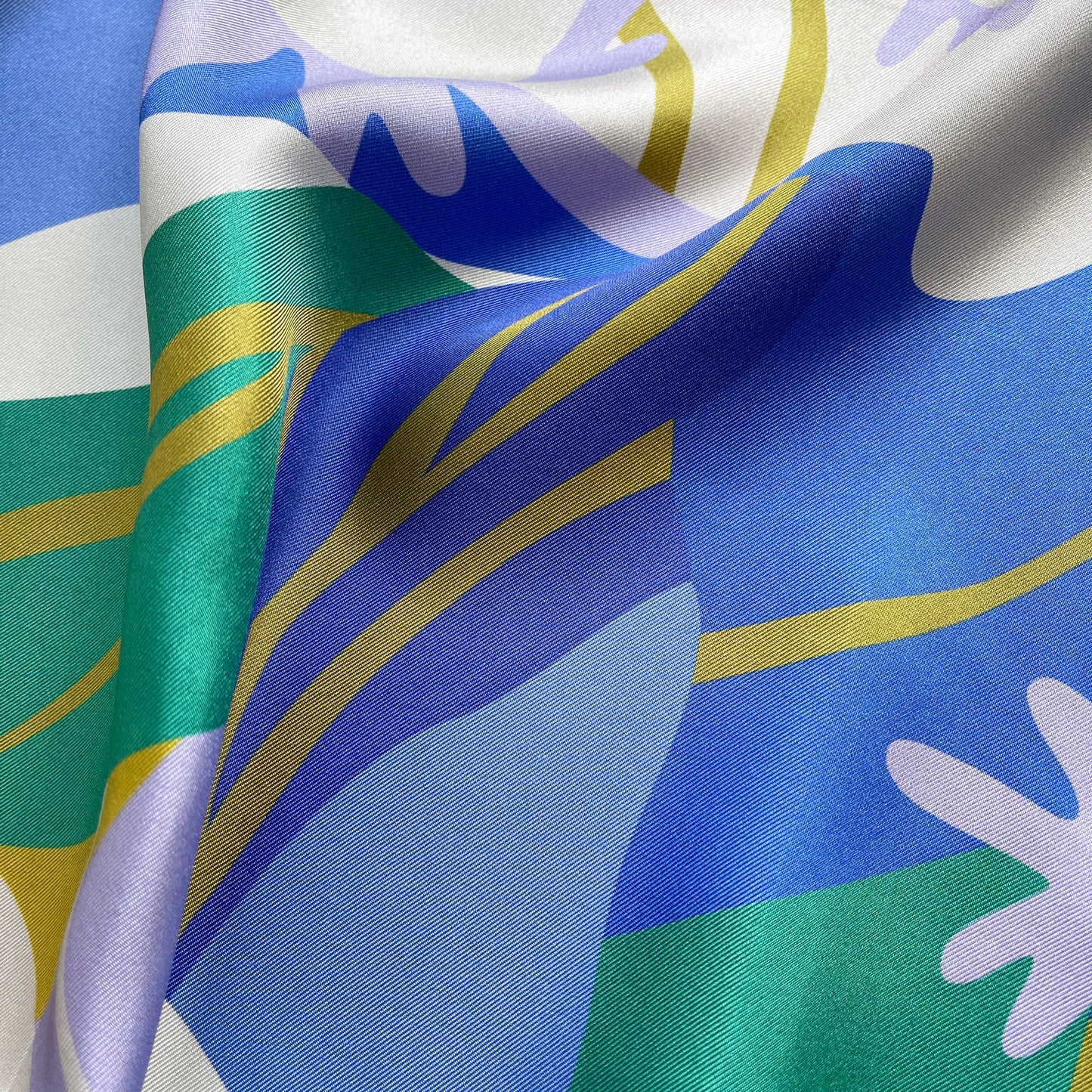 Blue Abstract Lotus Silk Square Scarf, 65cm Double-Sided Print Unisex Bandana Scarf with Hand-rolled Edges