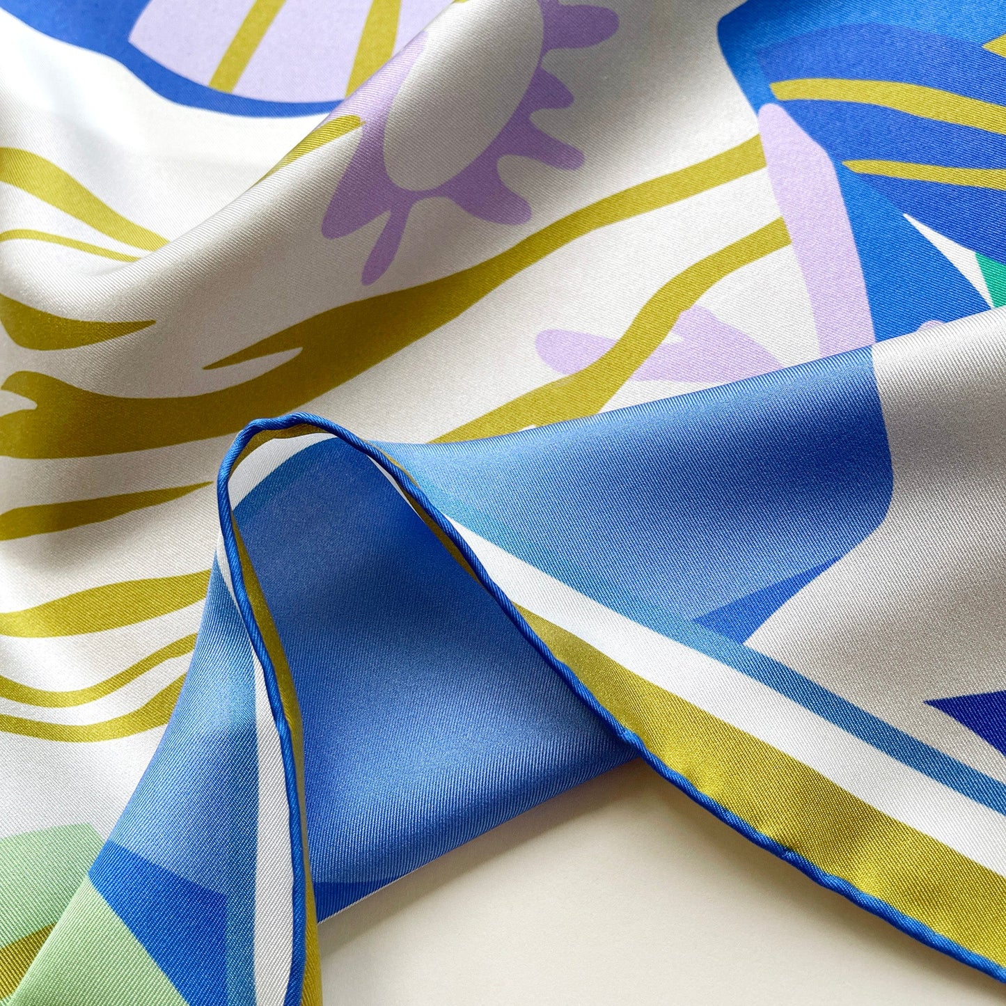 Blue Abstract Lotus Silk Square Scarf, 65cm Double-Sided Print Unisex Bandana Scarf with Hand-rolled Edges