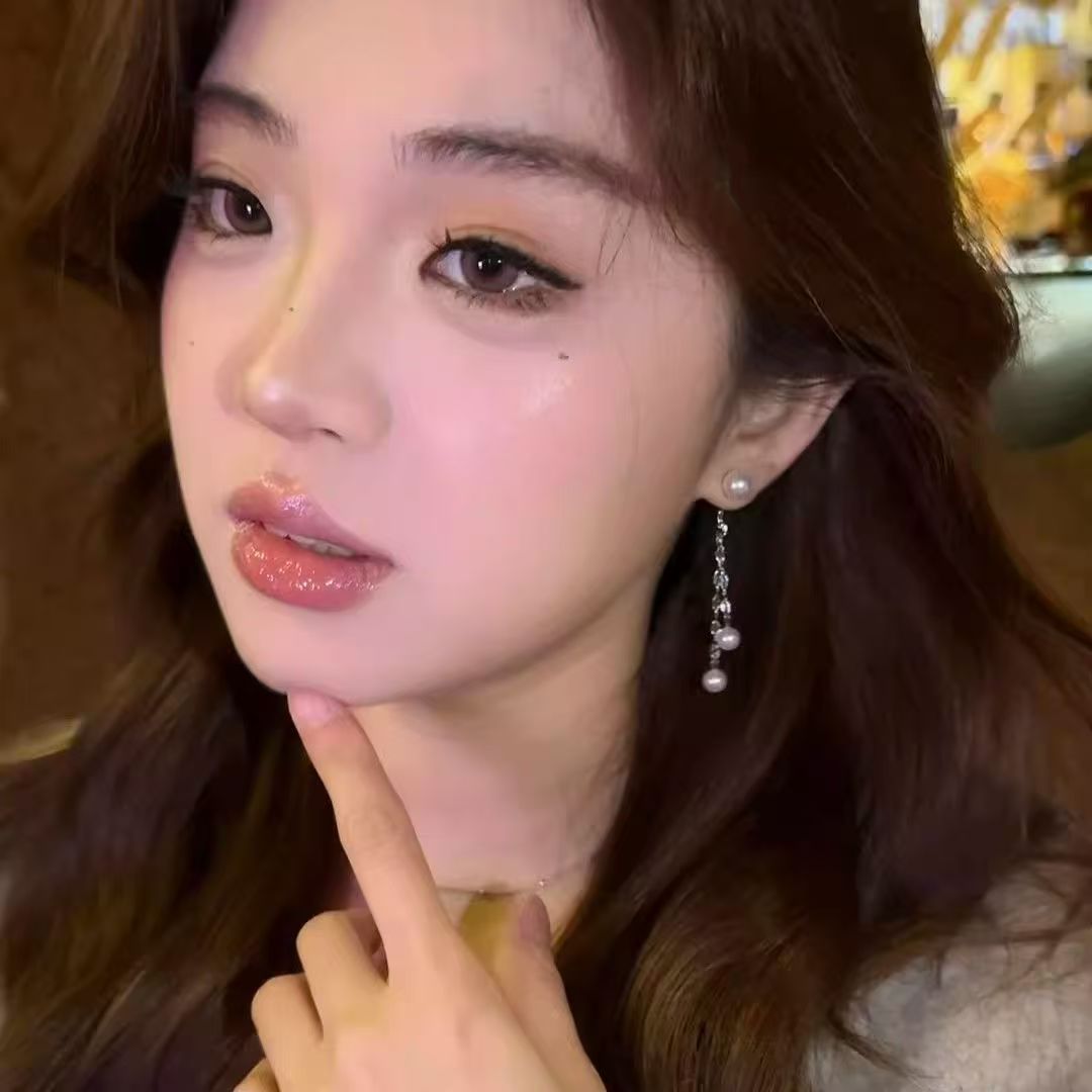 Women's Pearl Tassel Simple and Elegant Earrings