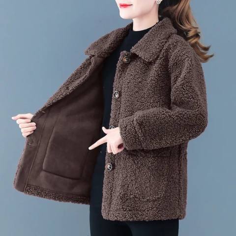 Soft Lambswool Women's Short Jacket, Autumn and Winter Collection