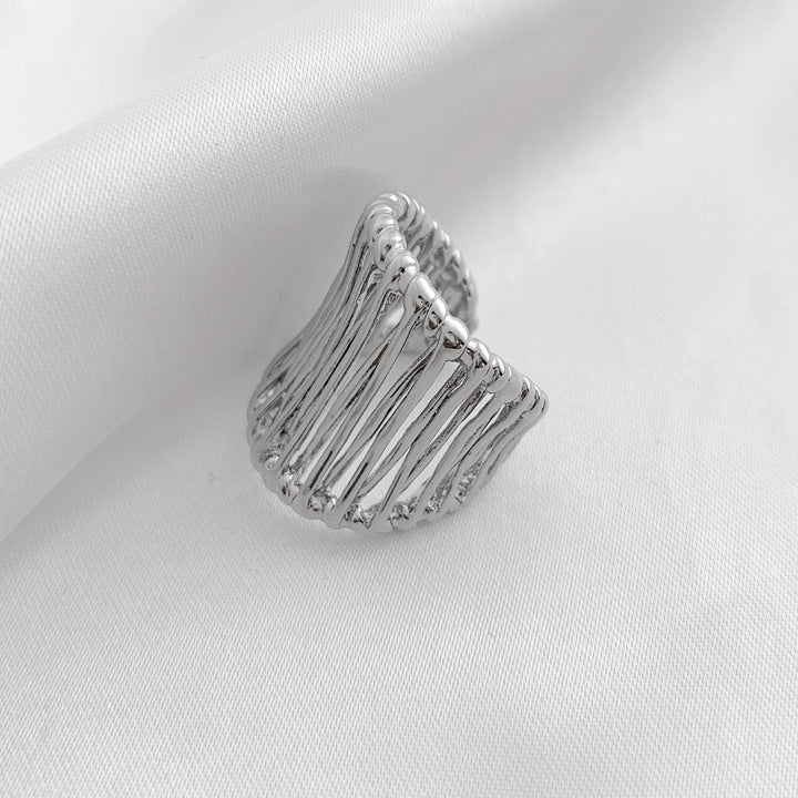 Woven Titanium Gold Avant Garde Wide-Band Ring