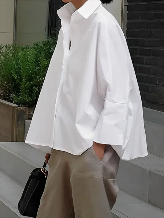Avant Garde Women's Buttoned Loose-Fit Shirt