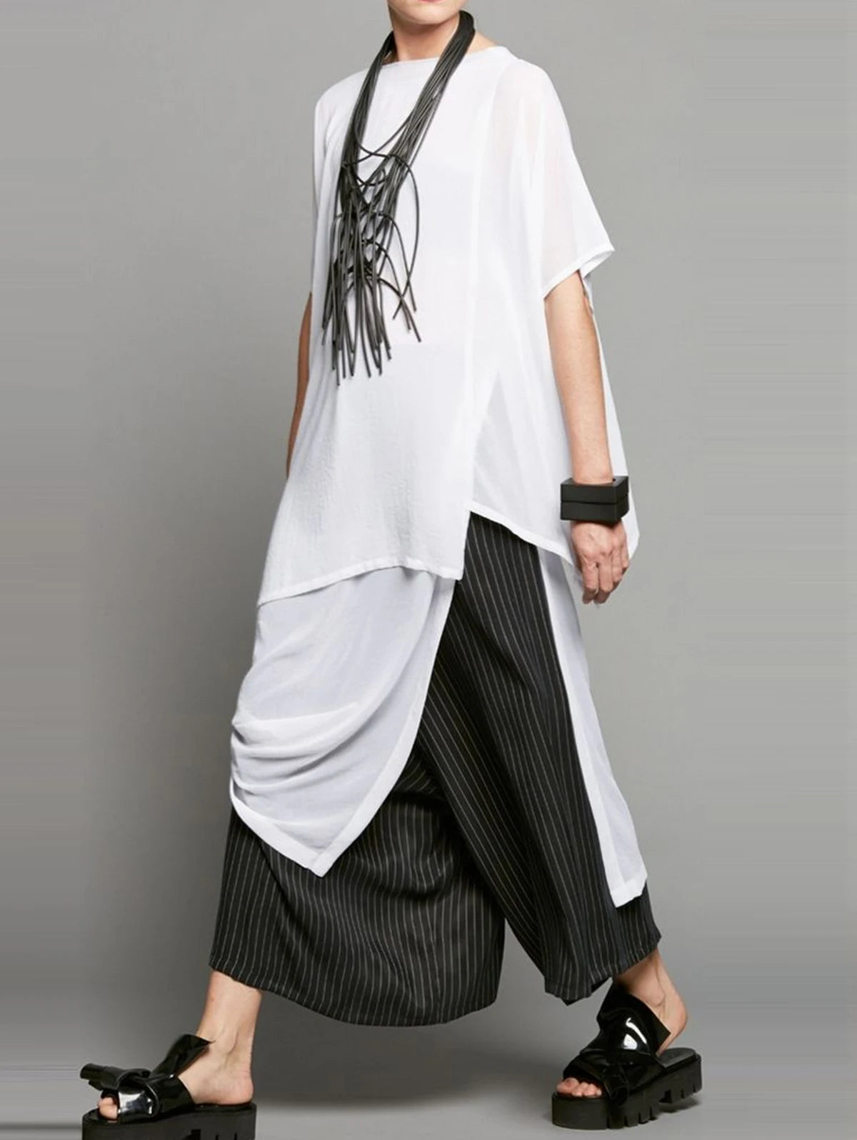 Vireous Women's Irregular Long Round-Neck Fashion Shirt, Plus Sizes