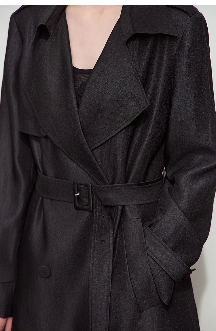 Minimalist Luxury Medium-Weight Women's Rain Coat