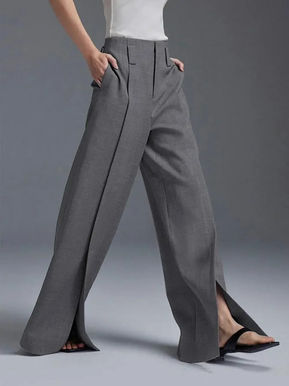 Women's Very Wide Leg Urban Pleated Split-Front Trousers