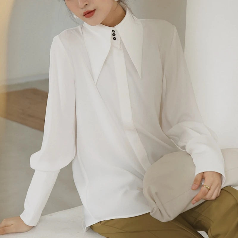 Vireous Elegant Exaggerated Sharp-Collar Avant Garde Blouse, Businesswear