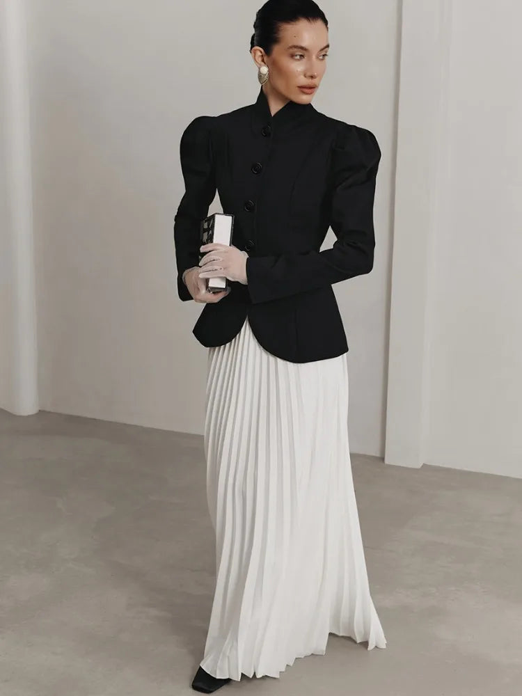 Women's Retro Elegant Black Blazer, Gorgeous Structured Tailoring with Mandarin Collar