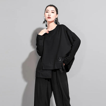 Vireous Streetwear Women's Round-Neck Fashion Top, Catwalk Collection