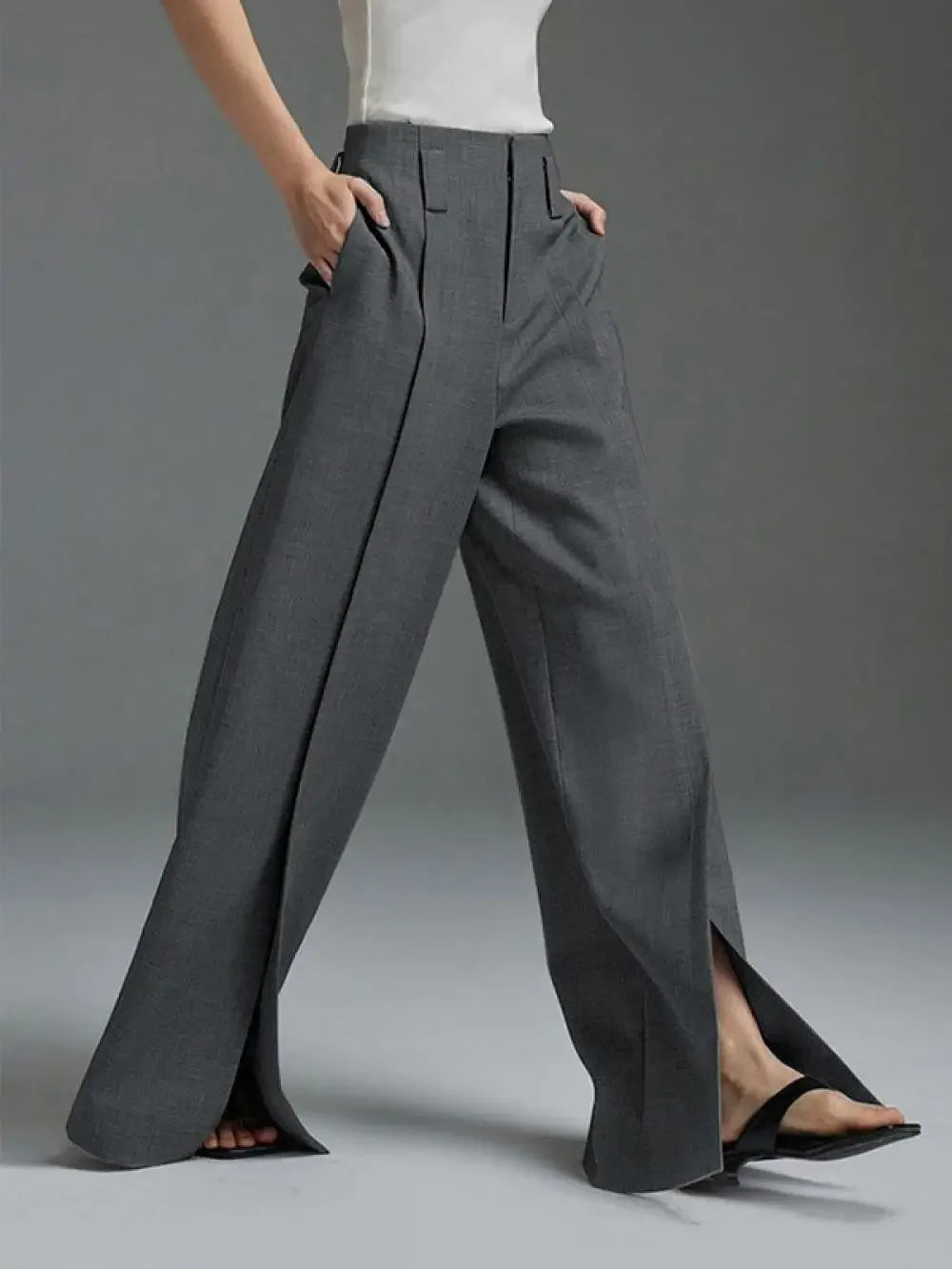 Women's Very Wide Leg Urban Pleated Split-Front Trousers
