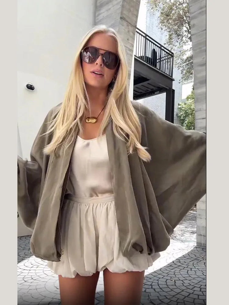 Vireous Women's Ruched Bat Sleeves Cropped Windbreak Jacket