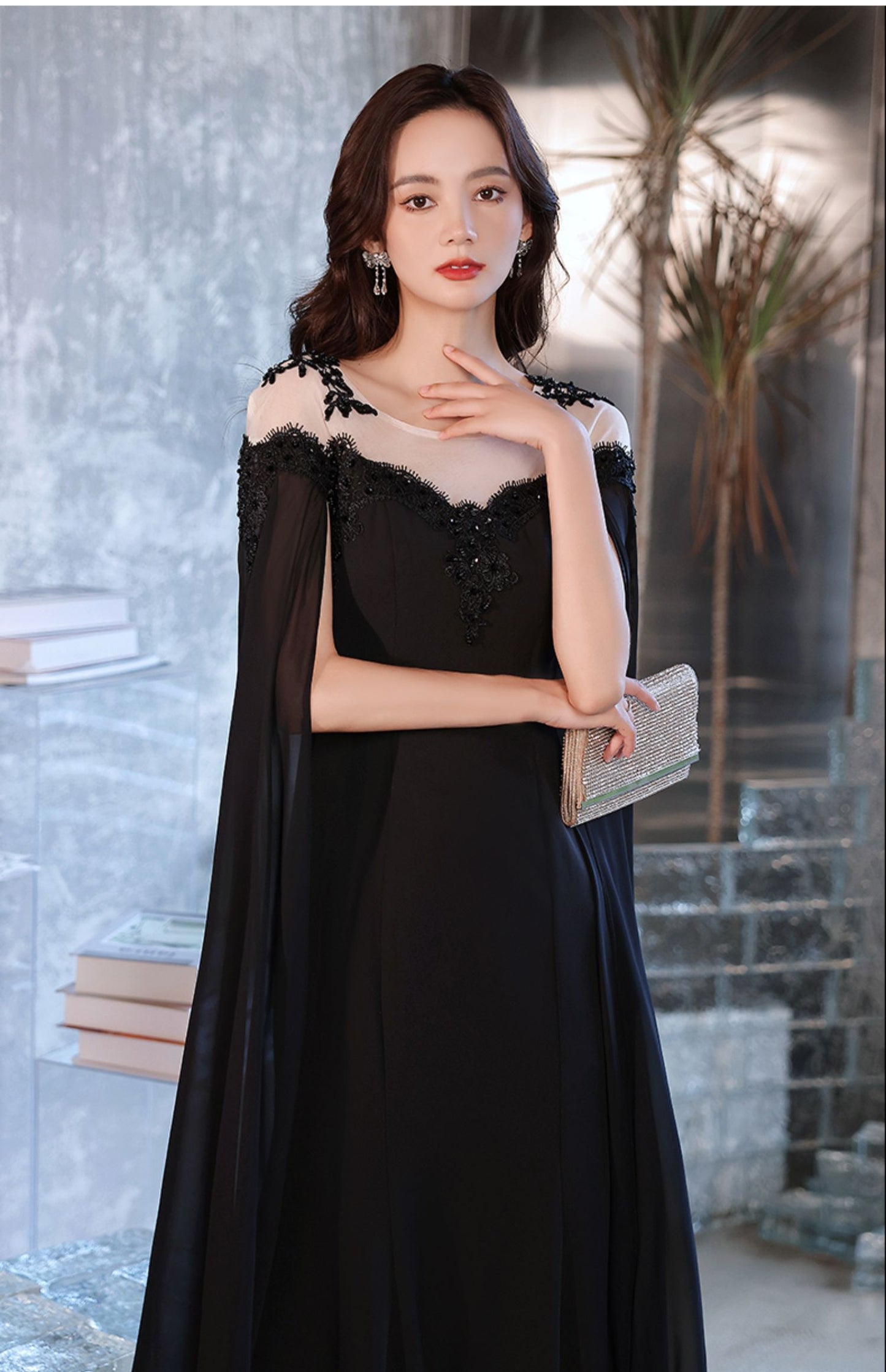 Vireous Classic Elegant Black Evening Dress