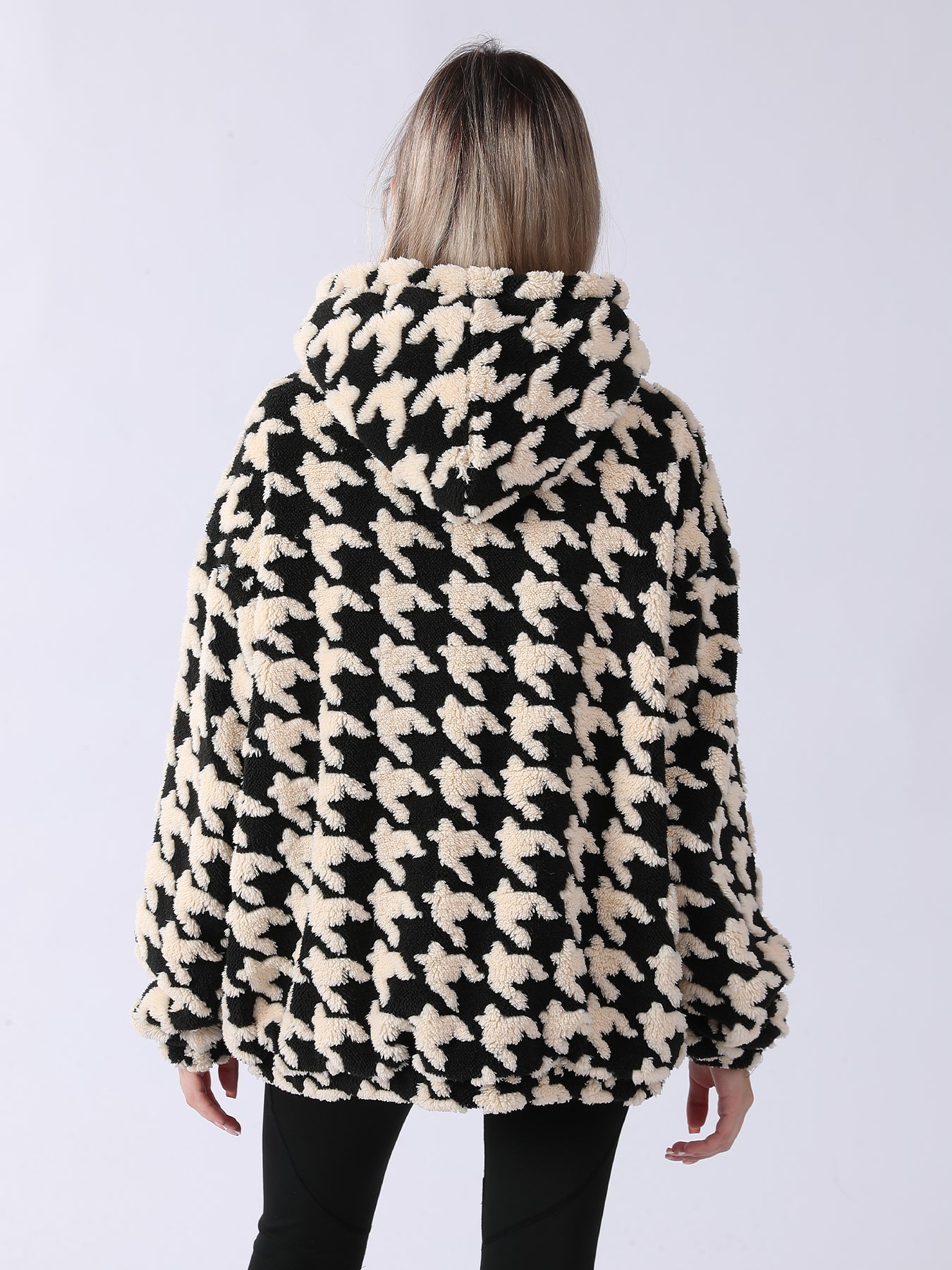 Vireous Women's Houndstooth Loose-Fit Fashion Hoodie, Plus Sizes