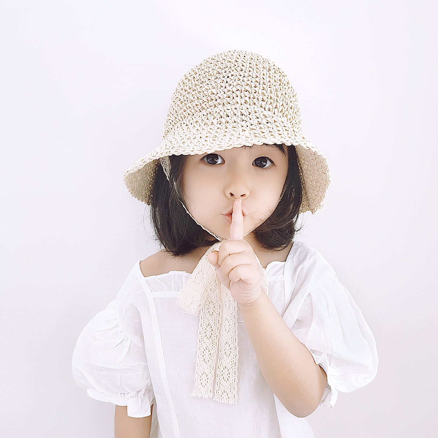 Fashion Baby and Toddler Straw Hat With Bow Detail