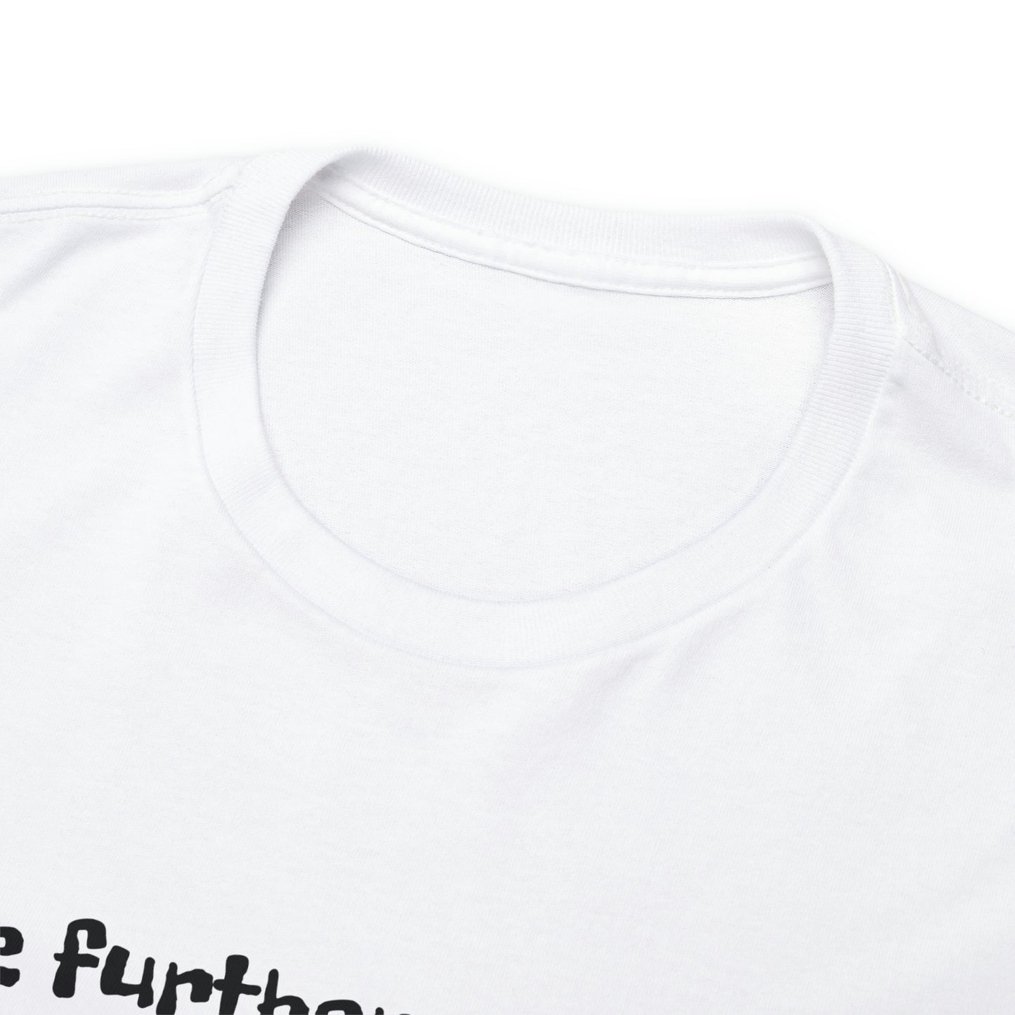 Plus une société s'éloigne de la vérité ! T-shirt en coton épais