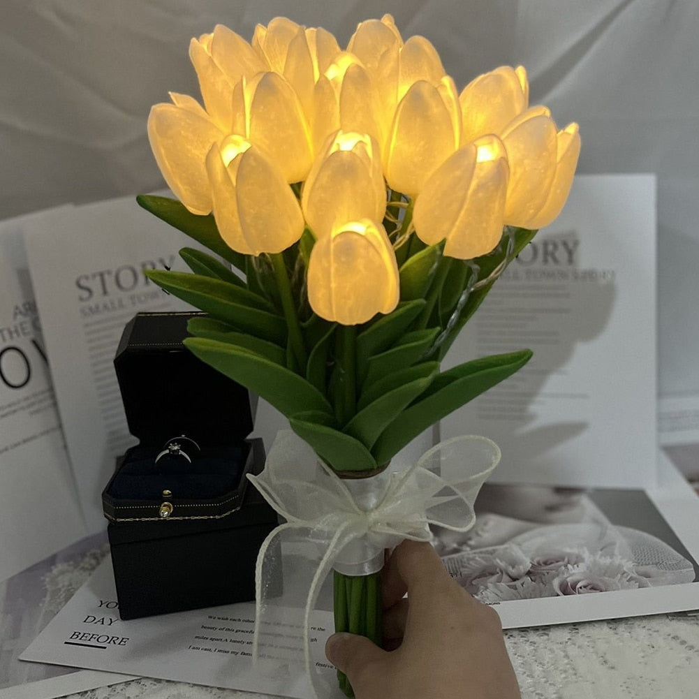 Lampe de table LED bouquet de tulipes