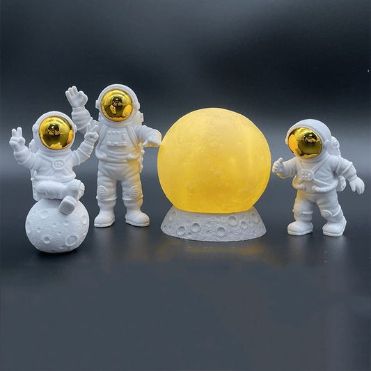 Ornement d'astronaute jaune lune lumière ambiante décorations de bureau créatives astronaute moderne ornements de bureau modélisation