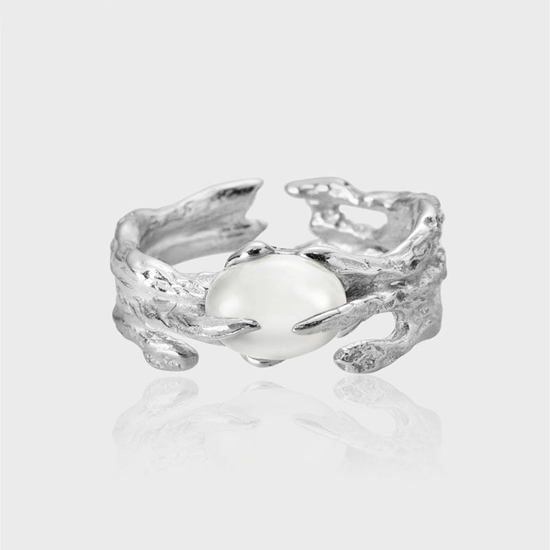 Sculpted Irregular White Agate Ring