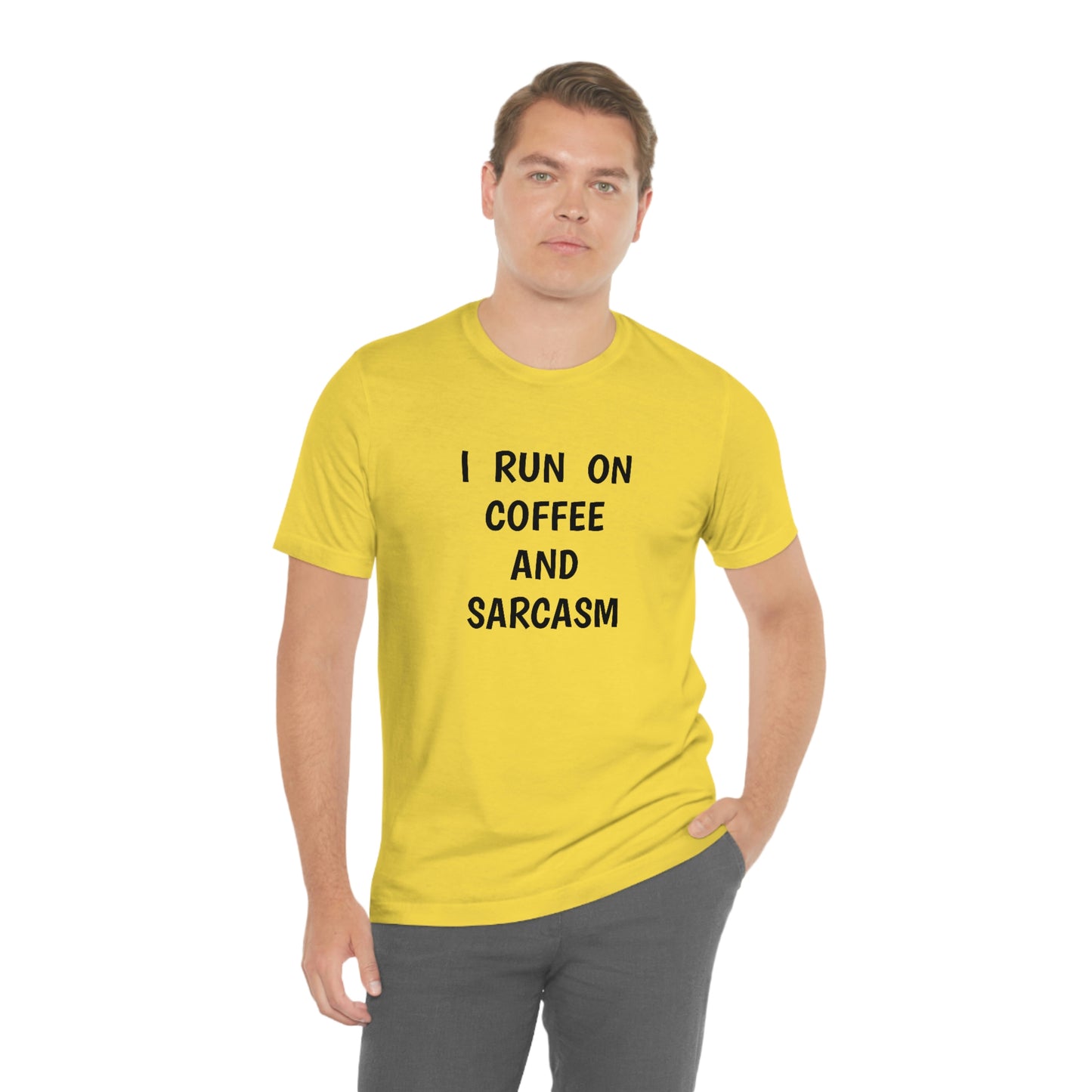 Je cours sur le café et le sarcasme Jersey T-shirt à manches courtes drôle